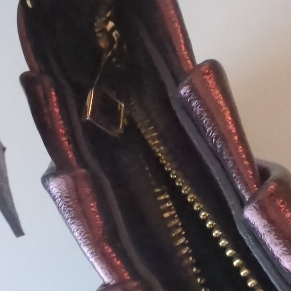 NWT ANDREA CARDONE ITALIA LEATHER BRONZE CROSSBODY CONVERTIBLE BAG - Picture 6 of 9